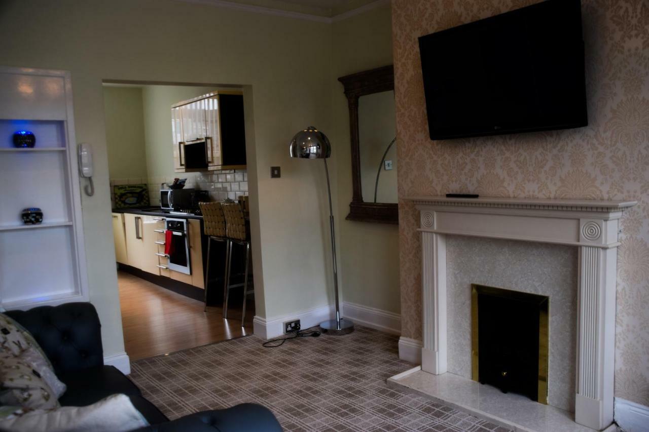 Harrogate Elite Livingアパートメント エクステリア 写真