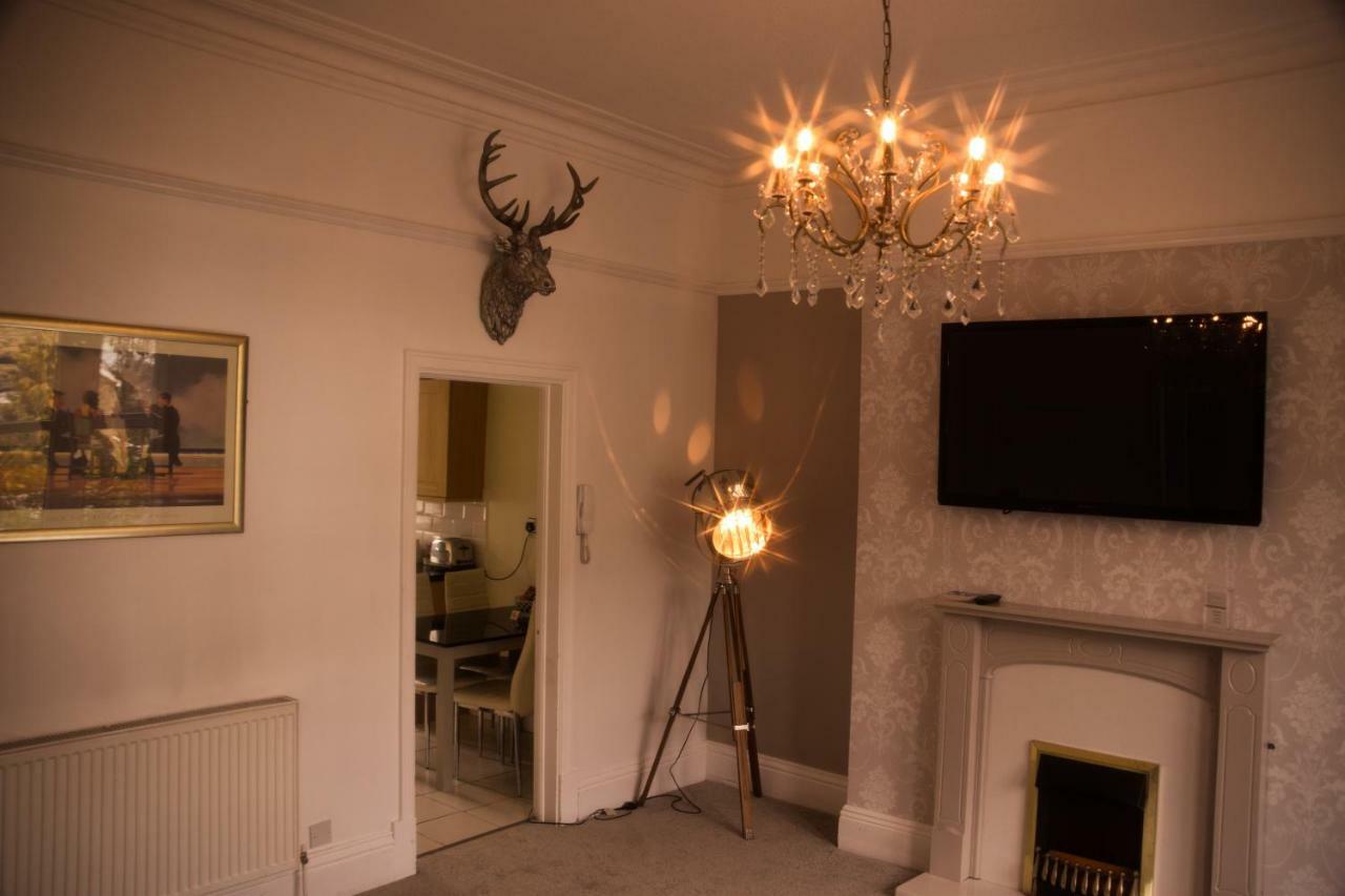 Harrogate Elite Livingアパートメント エクステリア 写真