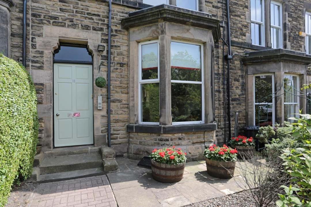 Harrogate Elite Livingアパートメント エクステリア 写真